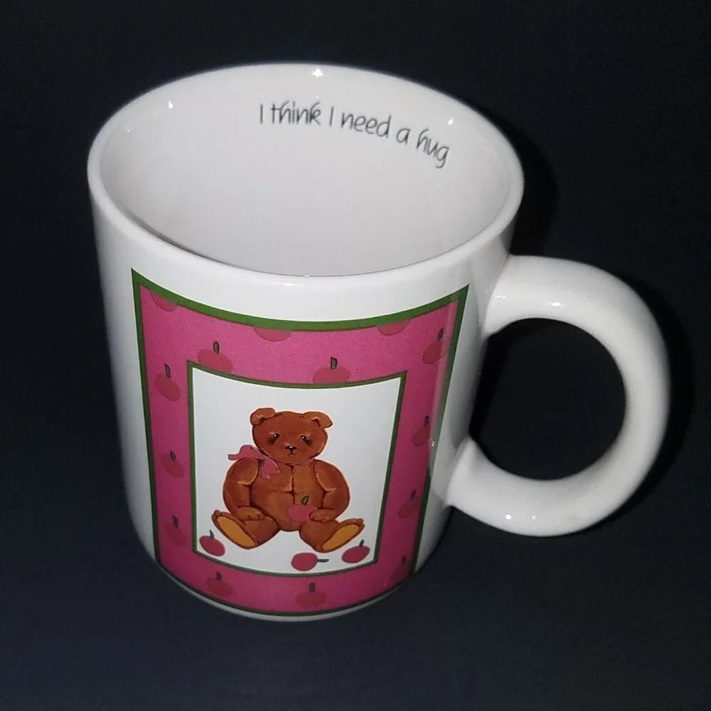 VTG I Think I Need A Hug Mug Brown Teddy Bear Apples Renaissance Cards Japan